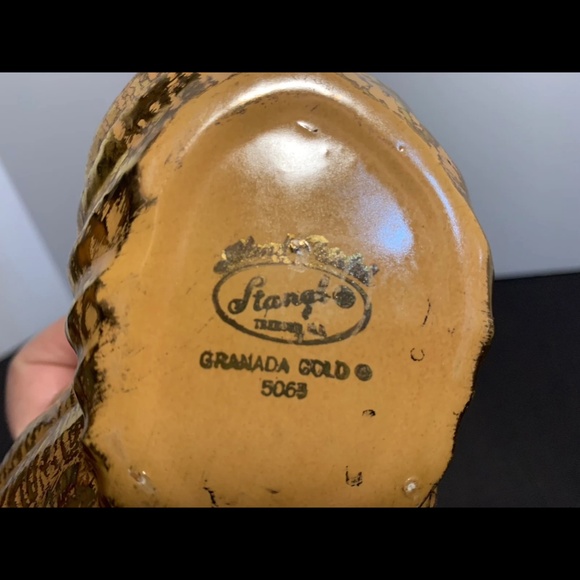 Stangl Pottery Hand Painted Granada Gold Conch Shell Trinket Dish/Container - Picture 10 of 10